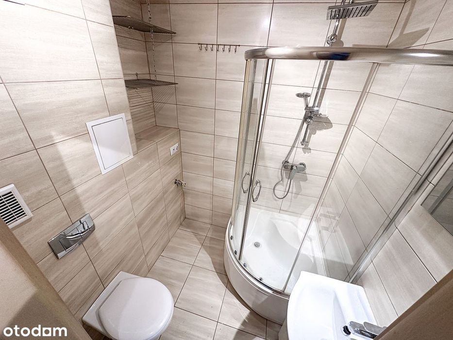 1 Piętro ** Balkon * 41m2 * Piękny widok na park.