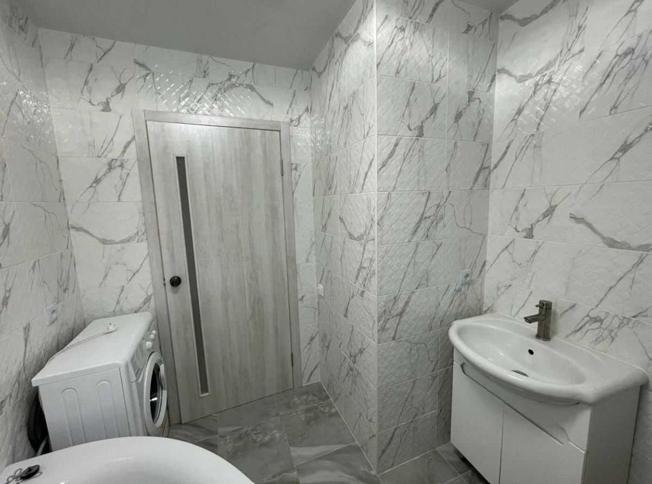 Продам двокімнатну квартиру з РЕМОНТОМ на КАЛИНОВІЙ (711624)