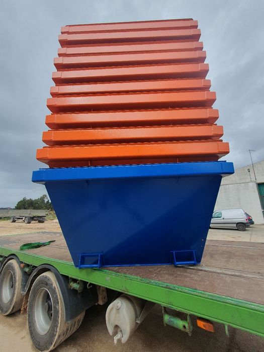 CONTENTORES e CARRINHAS para entulho resíduos industriais e jardinagem