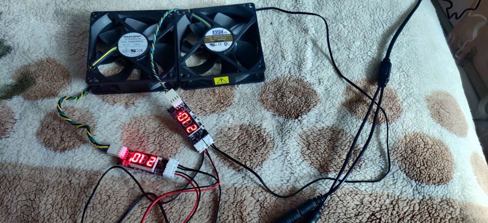 Інвертор Deye охолодження.