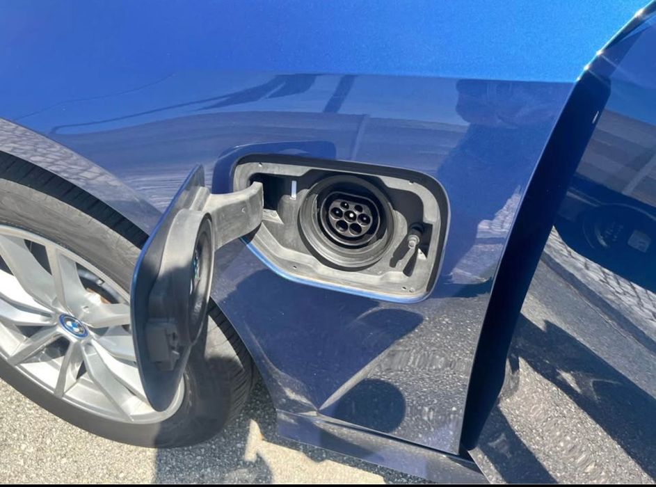 BMW 320e Touring Plug-in Hybrid, 2021