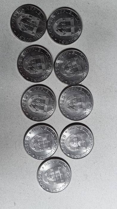 Vendo moedas comemorativas