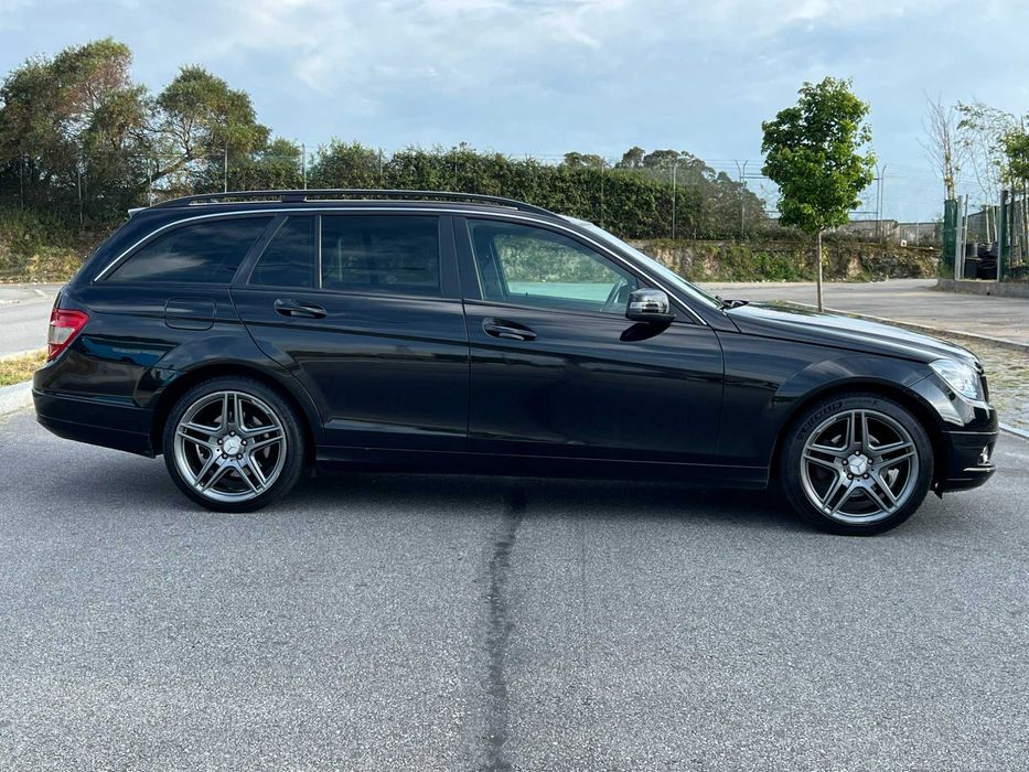 Mercedes-Benz C220 CDI Automática