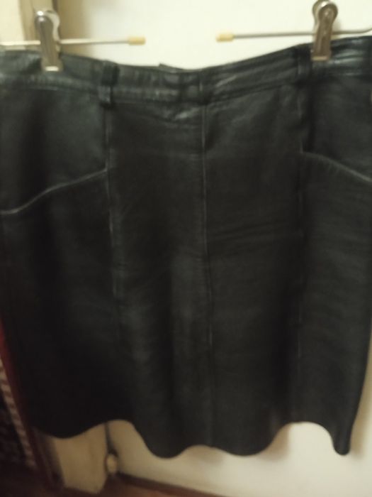 Продам юбку з натуральної шкіри б/у