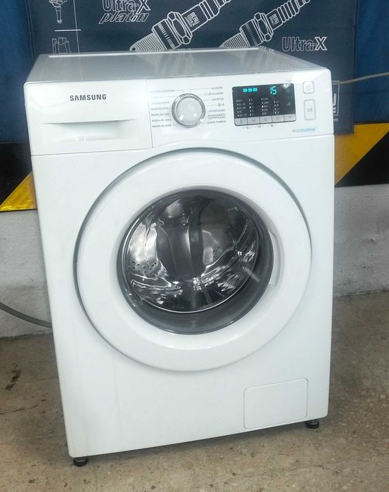 Máquina de lavar roupa