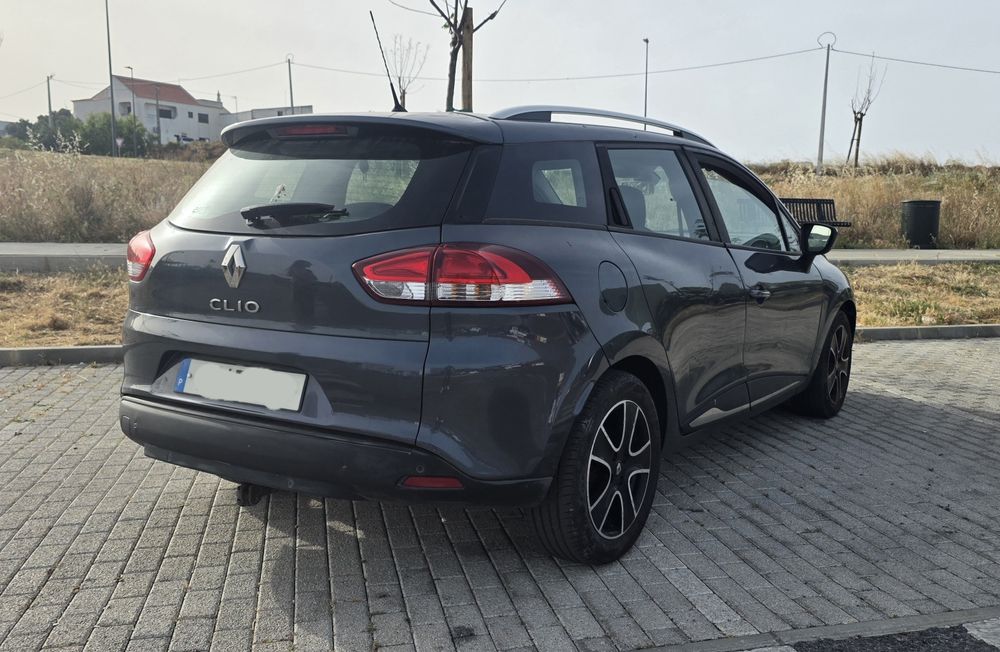 Renault Clio Sport Tourer 1.5 DCi Ler descrição