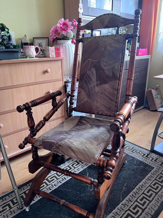 Antyczny zabytkowy fotel bujany