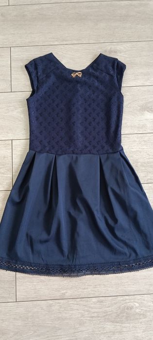 Плаття шкільні для дівчинки на зріст 152 158