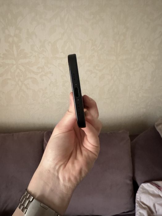 iPhone 16 128GB 100%