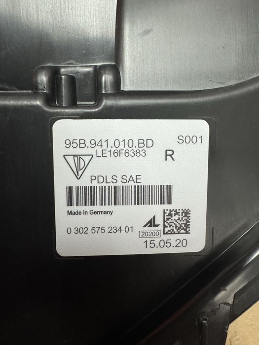 Prawa Lampa PORSCHE MACAN 95B FULL LED LIFT USA Reflektor Prawy