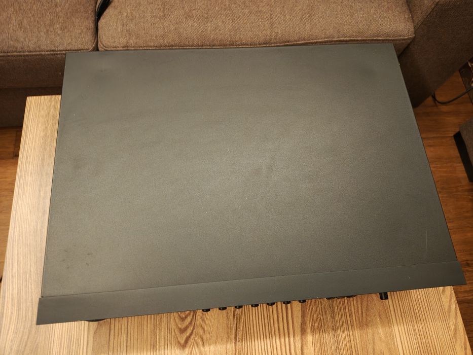 Harman Kardon HD 710