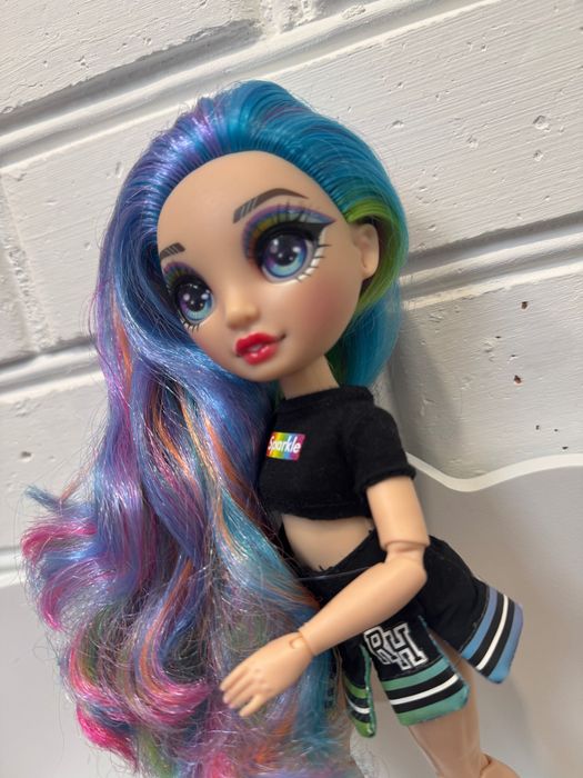 Красуня лялька Rainbow High Amaya Raine MGA