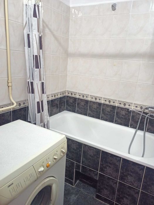 (13) Сдам 2х комн. "сталинку" в престижном р-не, 2 ст. Б. Фонтана,