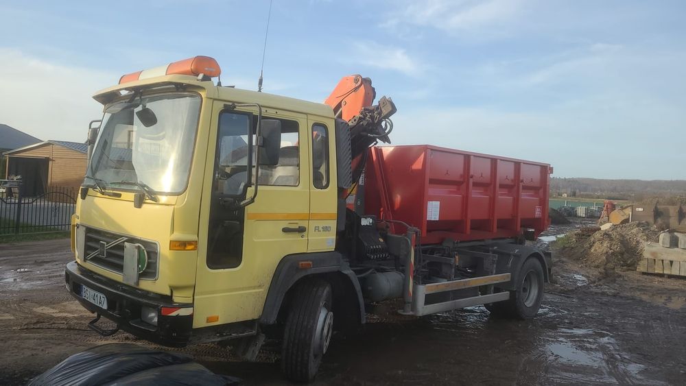 Usługi koparko-ładowarką, koparką transport materiałów HDS