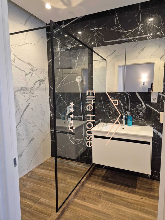 Без % Продам будинок Печерськ Лубенська ліфт тераса гараж світло завжд