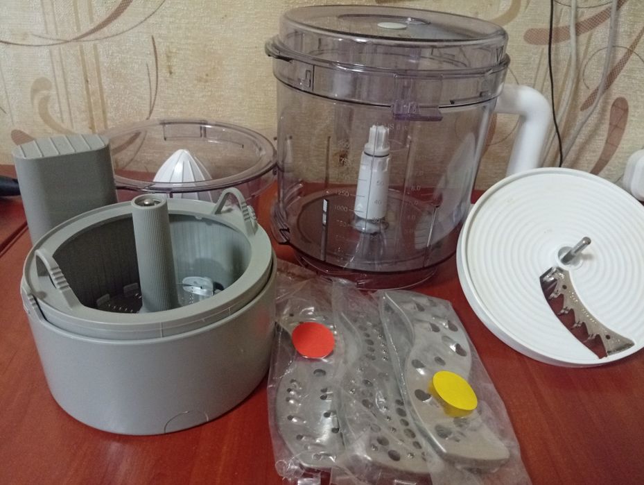 Запчастини комплектуючі для комбайна Braun