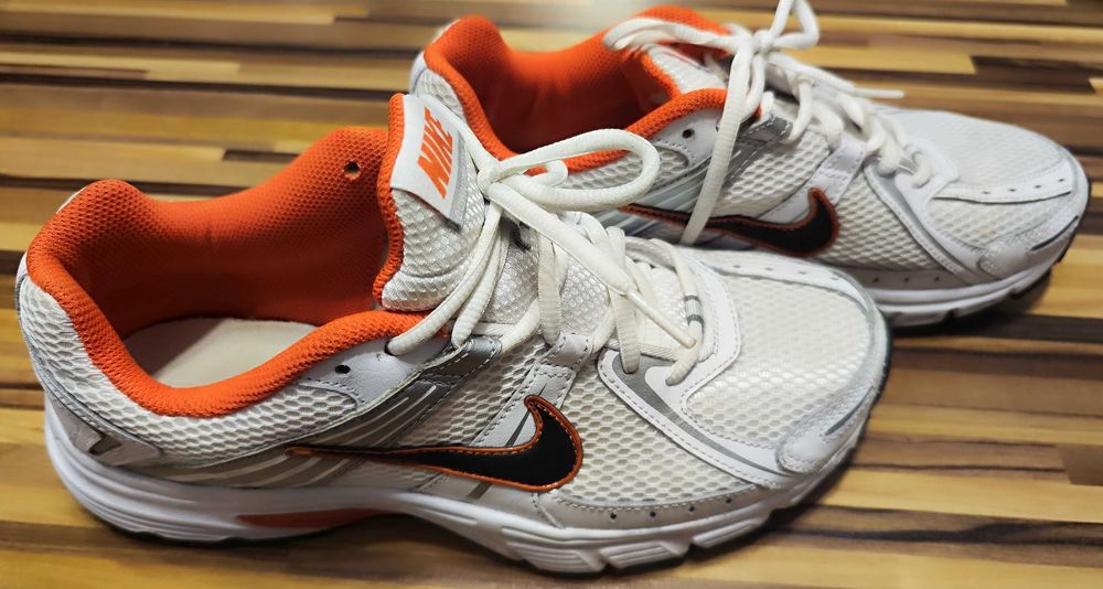 Nike Downshifter 3, r.42