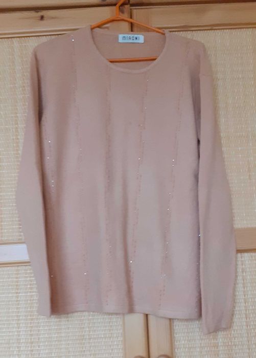 Ceglasty sweter damski