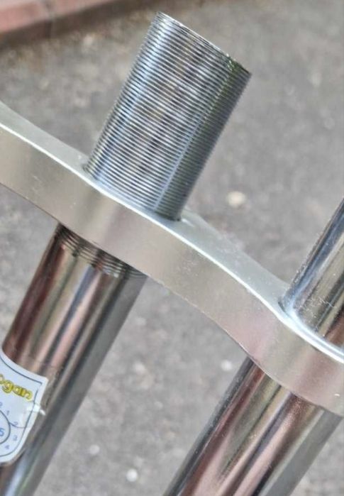 двухкоронная вилка резьбовая 26 str1900 (синий,красный,серый)