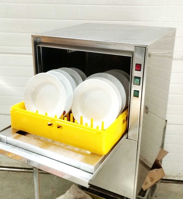 Maquina de Lavar Loiça "DIHR"