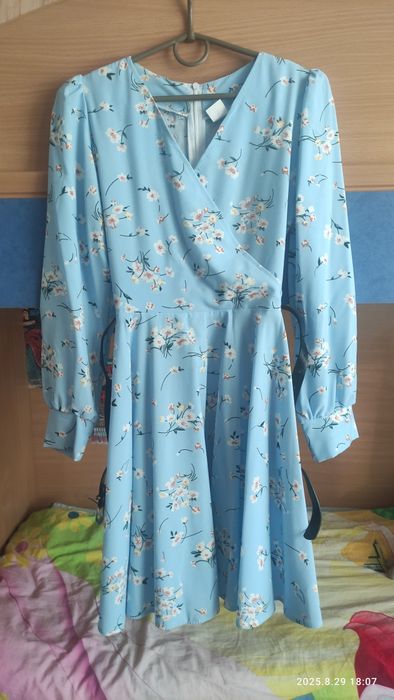 Продам платье на девочку.