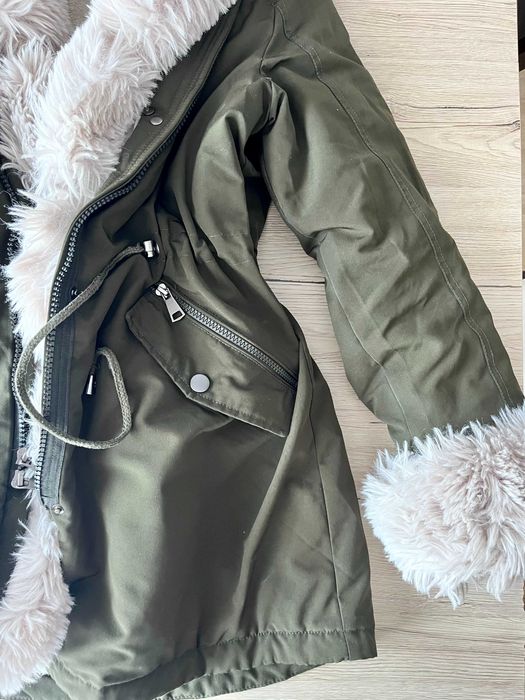 Płaszczyk kurtka zimowa z kapturem damska parka khaki Butik XL L 40 42