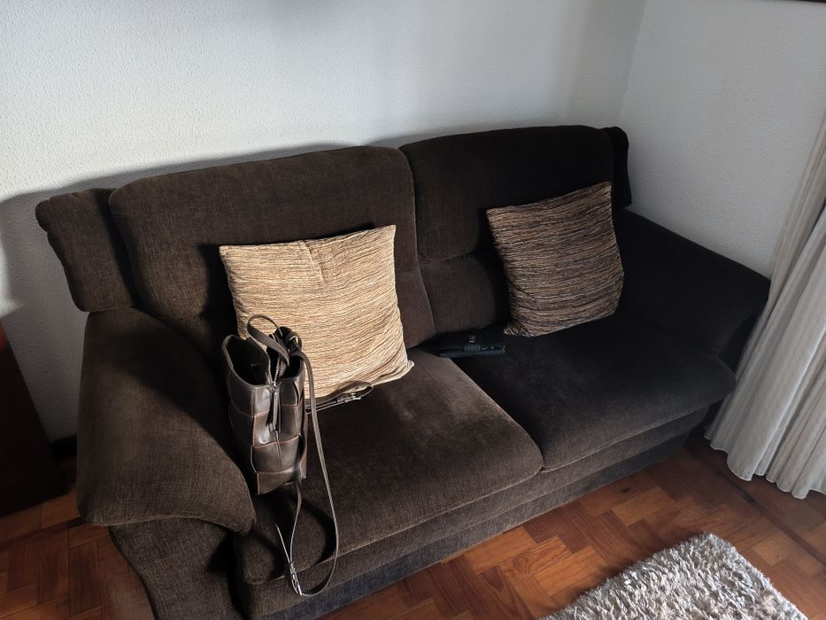 Sala Completa Estante+ Sofá 2 lugares+ Sofá 2 lugares+ Puf