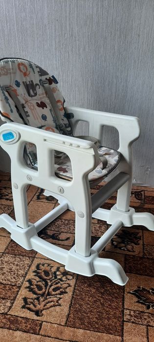 Дитяче крісло для годування 3в1