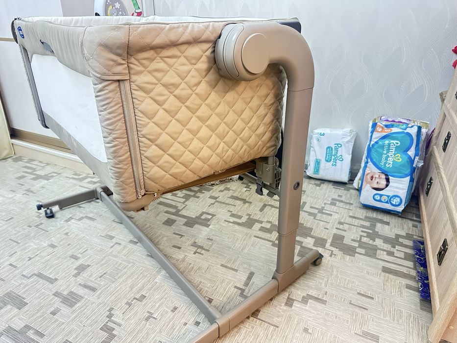 Детская кроватка Chicco
