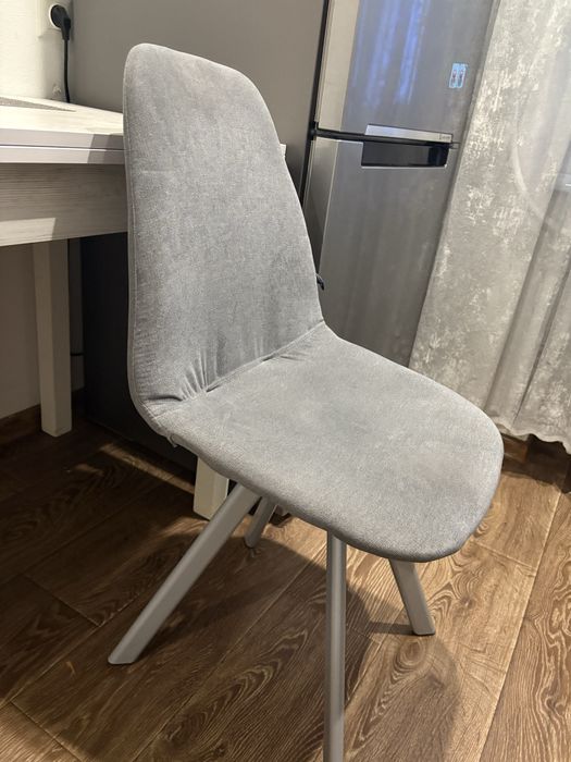 Стол  стулья кухоний набір продам