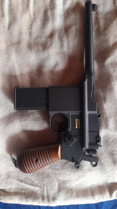 Pistolas airsoft. Liquidação do stock.