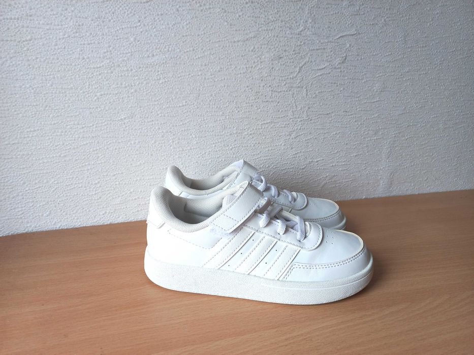 Кросівки Adidas 30 р. устілка 19 см.