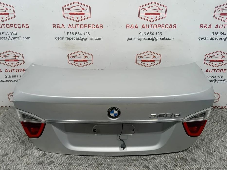 Tampa Porta de Mala BMW Série 3 E90 Pré LCI Original