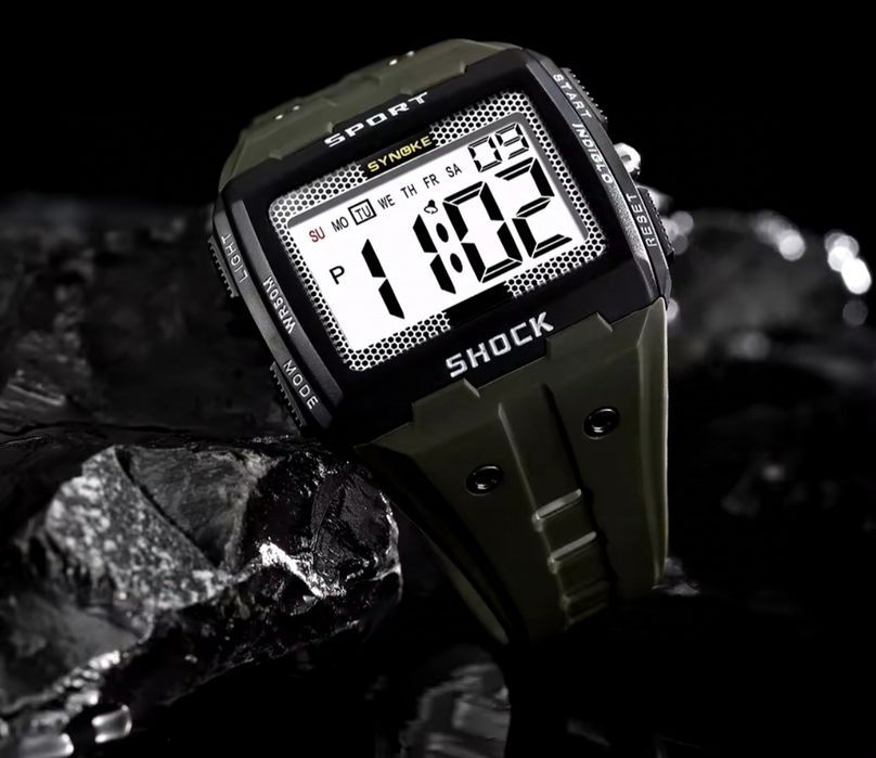 Часы с подсветкой SYNOKE