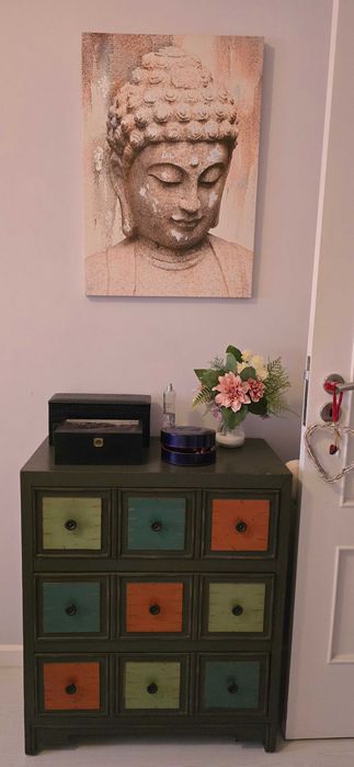 Cómoda multifunções e decorativa