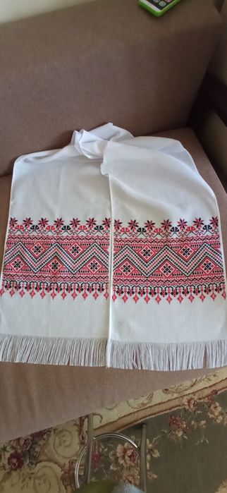 Продам вишитий рушник