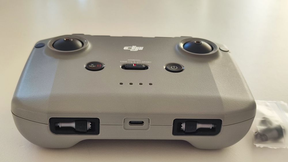 Comando remoto DJI RC-N1 (Modelo RC231) para drones DJI.