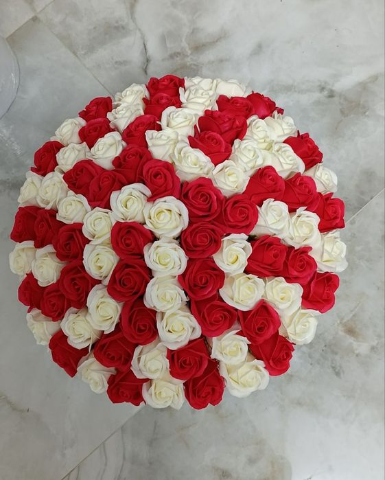 Троянди мильні при замовленні 101 троянди букет з 11 троянд в подаруно