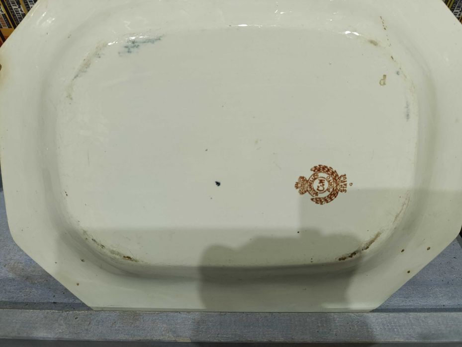 Travessa de porcelana