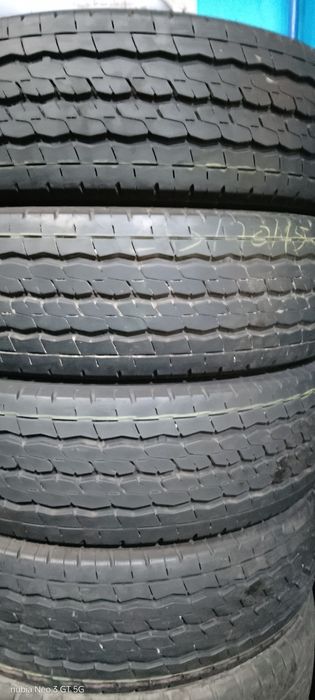 Pneus 215/70/15  semi novos