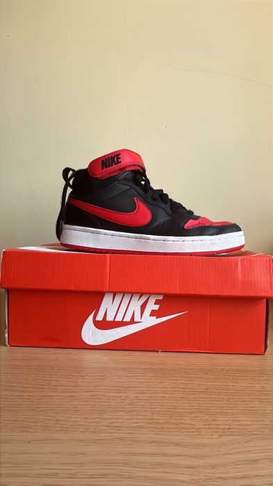 Nike court borough MID 2 (GS)