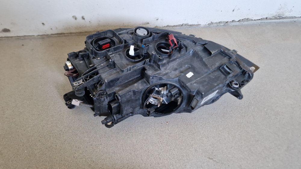 Lampa prawa golf 7 Gti Xenon