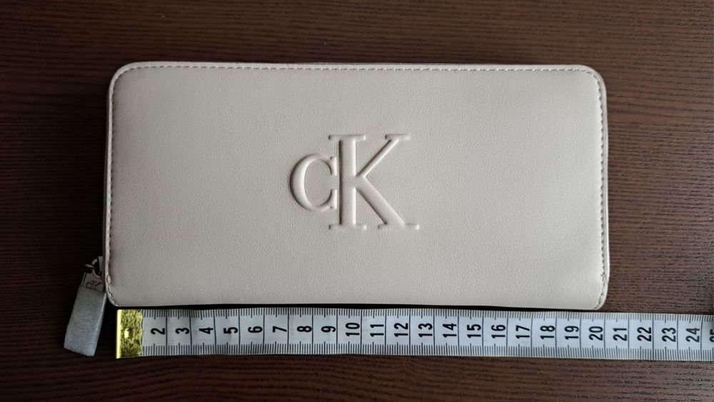 Damski portfel Calvin Klein