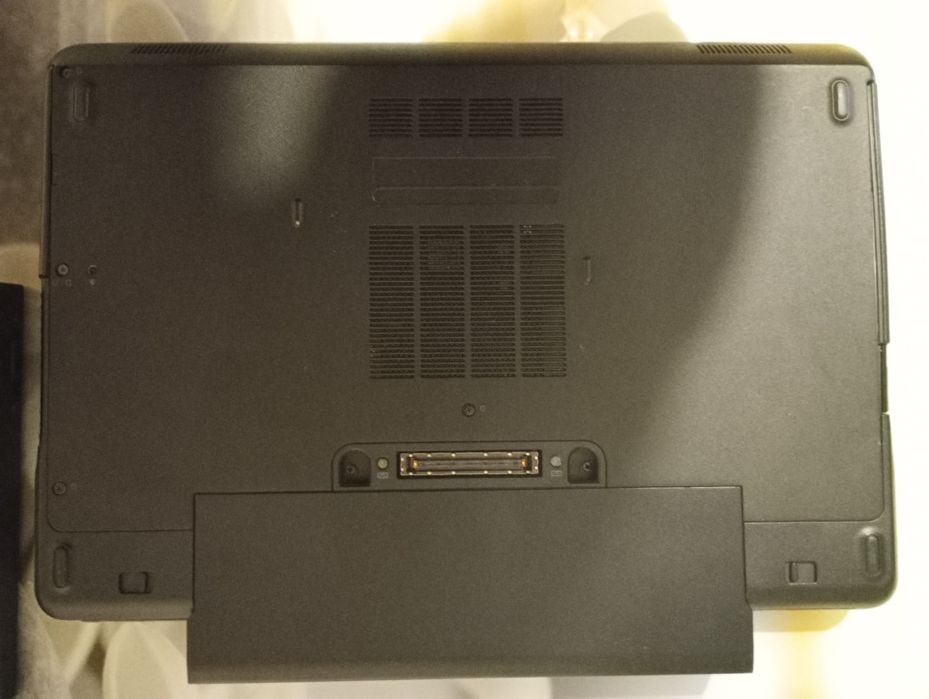 Laptop Dell Latitude e6440 + stacja