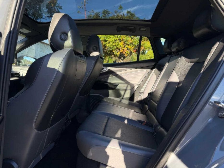 Volkswagen ID.4 Pro S      2023