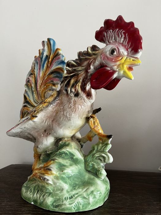 Kogut z porcelany z Mondowi  w Piemoncie