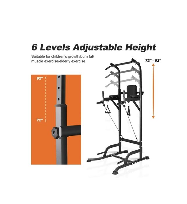 Torre De Força Com Estação De Mergulho