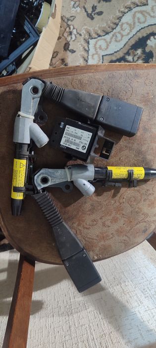 Пиропатроны сиденья BMW