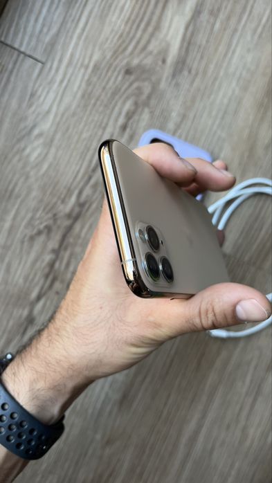 iPhone 11 Pro 64Gb Dourado