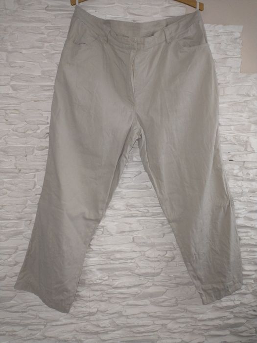 Spodnie beżowe r.48